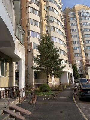 Продам трехкомнатную (3-комн.) квартиру, Новокуркинское ш, 35, Москва г