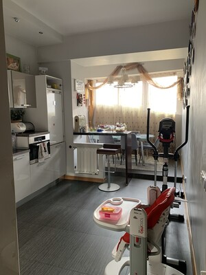 Продам трехкомнатную (3-комн.) квартиру, Новокуркинское ш, 35, Москва г