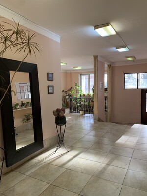 Продам трехкомнатную (3-комн.) квартиру, Новокуркинское ш, 35, Москва г