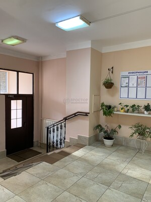 Продам трехкомнатную (3-комн.) квартиру, Новокуркинское ш, 35, Москва г