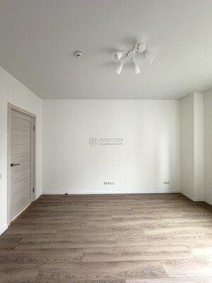 Продам двухкомнатную (2-комн.) квартиру, Очаковское ш, 7, Москва г