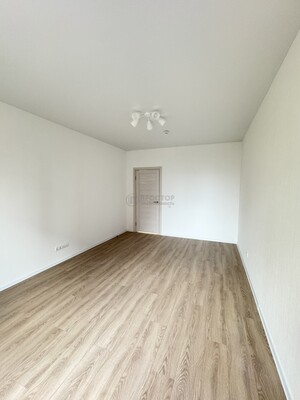 Продам двухкомнатную (2-комн.) квартиру, Очаковское ш, 7, Москва г