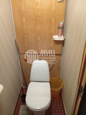 Продам двухкомнатную (2-комн.) квартиру, Конёнкова ул, 17, Москва г