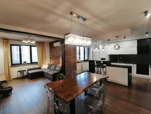 Продам трехкомнатную (3-комн.) квартиру, Лунная (Западный мкр.) ул, 19к1, Домодедово г