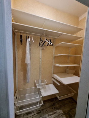 Продам трехкомнатную (3-комн.) квартиру, Заозёрная ул, 6А, Санкт-Петербург г