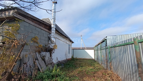 Продам дом, Красная ул, 87, Нефтяная ст-ца, 0 км от города