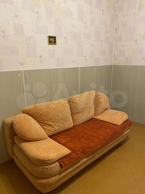 Продам комнату в 6-комн. квартире, 6-я Красноармейская ул, 3, Санкт-Петербург г