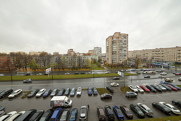 Продам однокомнатную (1-комн.) квартиру, Народного Ополчения пр-кт, 10, Санкт-Петербург г