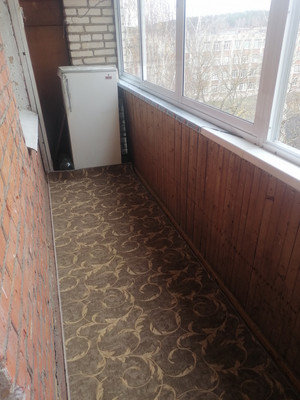 Продам однокомнатную (1-комн.) квартиру, 50 лет Октября ул, 6, Алексин г