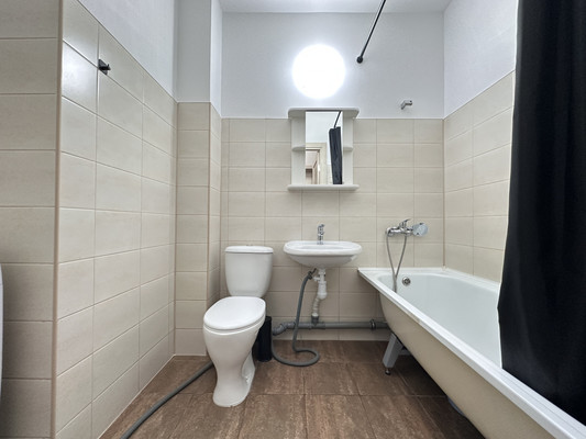 Продам однокомнатную (1-комн.) квартиру, Васнецовский пр-кт, 18, Санкт-Петербург г