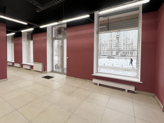 Сдам торговое помещение 110 м2, Богатырский пр-кт, 10А, Санкт-Петербург г