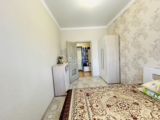 Продам двухкомнатную (2-комн.) квартиру, Тельмана ул, 50, Горячий Ключ г