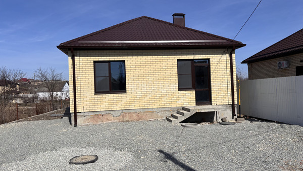 Продам дом, Хрустальная ул, 17, Крымск г, 0 км от города