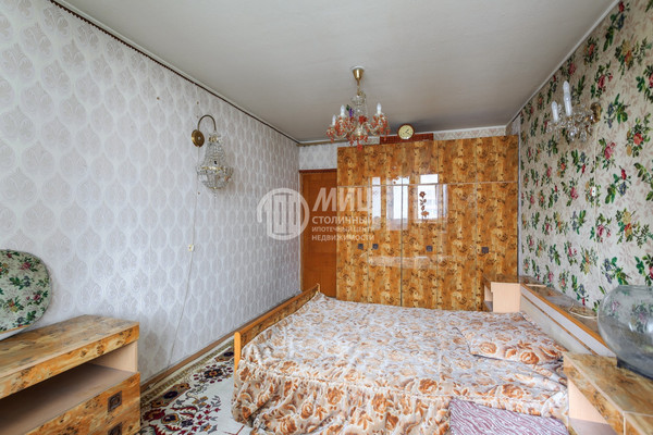 Продам трехкомнатную (3-комн.) квартиру, Беловежская ул, 77, Москва г