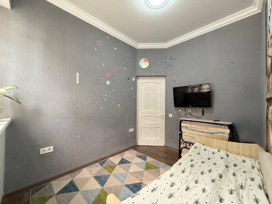 Продам однокомнатную (1-комн.) квартиру, Убыхская ул, 10, Нальчик г