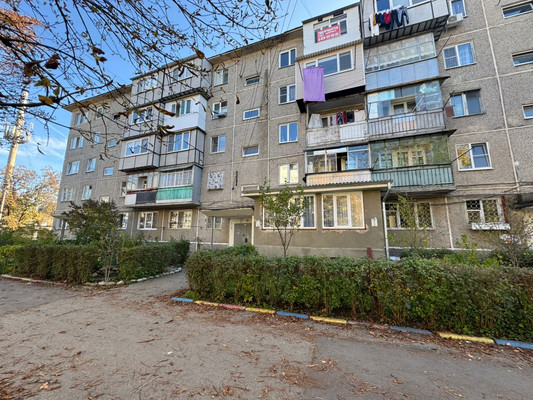 Продам двухкомнатную (2-комн.) квартиру, Мусукаева ул, 16, Нальчик г