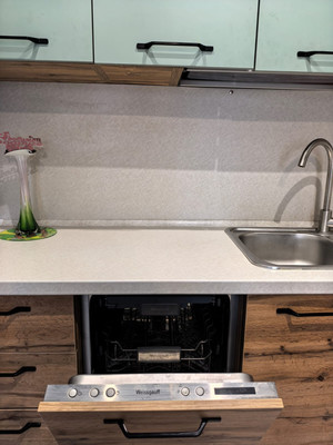 Продам двухкомнатную (2-комн.) квартиру, Лермонтова ул, 63а, Иркутск г