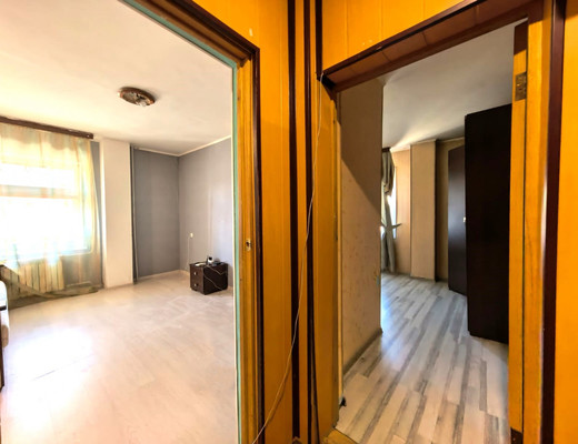 Продам двухкомнатную (2-комн.) квартиру, Лермонтова ул, 63а, Иркутск г