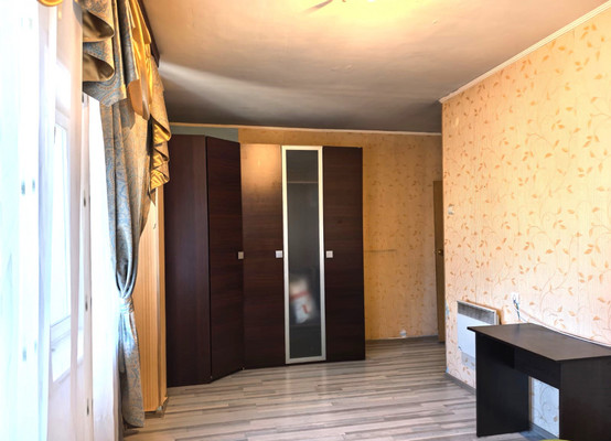 Продам двухкомнатную (2-комн.) квартиру, Лермонтова ул, 63а, Иркутск г