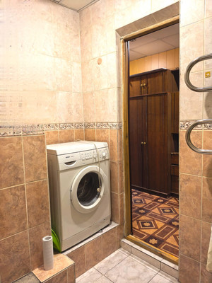 Продам двухкомнатную (2-комн.) квартиру, Лермонтова ул, 63а, Иркутск г