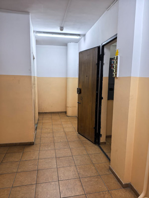 Продам двухкомнатную (2-комн.) квартиру, Лермонтова ул, 63а, Иркутск г