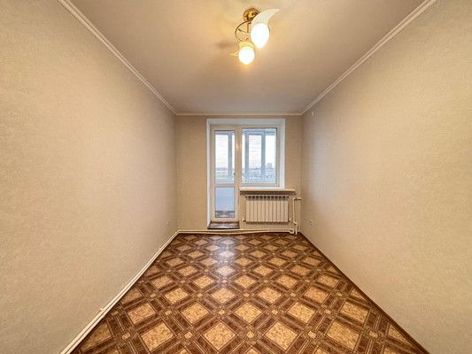 Продам трехкомнатную (3-комн.) квартиру, Садовая ул, 36, Глинищево с