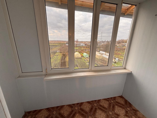 Продам трехкомнатную (3-комн.) квартиру, Садовая ул, 36, Глинищево с