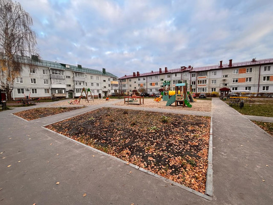 Продам трехкомнатную (3-комн.) квартиру, Садовая ул, 36, Глинищево с