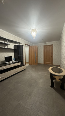 Продам двухкомнатную (2-комн.) квартиру, 2-я Комсомольская ул, 15, Южно-Сахалинск г