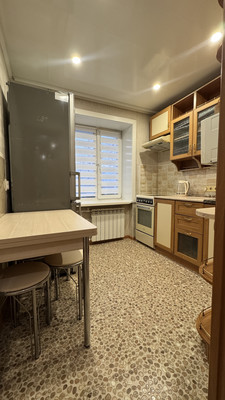 Продам двухкомнатную (2-комн.) квартиру, 2-я Комсомольская ул, 15, Южно-Сахалинск г