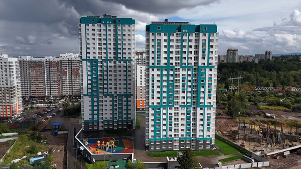 Продам многокомнатную квартиру, Лесопарковая ул, 43, Красноярск г