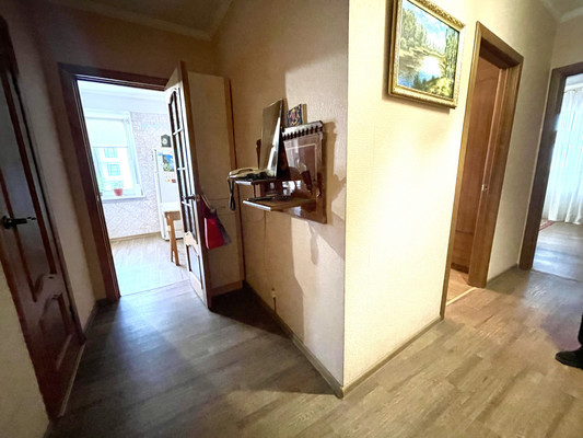 Продам двухкомнатную (2-комн.) квартиру, Мильчакова ул, 3, Ростов-на-Дону г