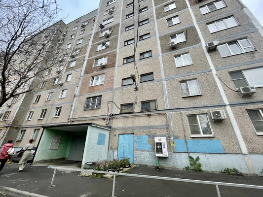 Продам двухкомнатную (2-комн.) квартиру, Мильчакова ул, 3, Ростов-на-Дону г