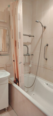 Продам двухкомнатную (2-комн.) квартиру, Хворостянского ул, 15, Новороссийск г