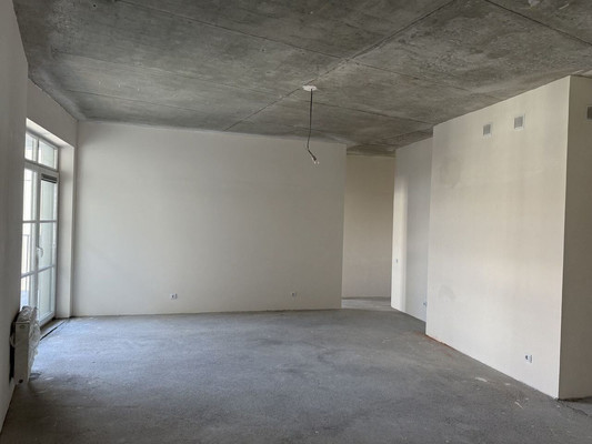 Продам трехкомнатную (3-комн.) квартиру, Октябрьская ул, 12а, Калининград г