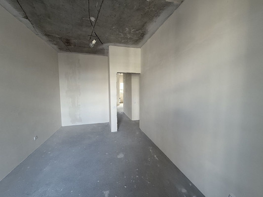 Продам трехкомнатную (3-комн.) квартиру, Октябрьская ул, 12а, Калининград г