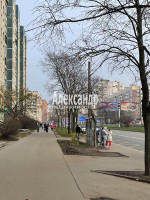 Продам многокомнатную квартиру, Уточкина ул, 2к1, Санкт-Петербург г