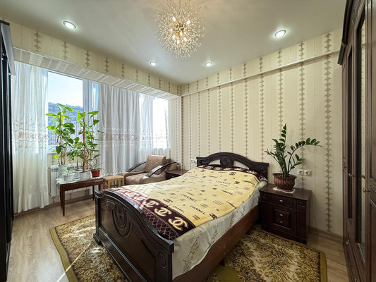 Продам двухкомнатную (2-комн.) квартиру, Шарданова ул, 50к4, Нальчик г