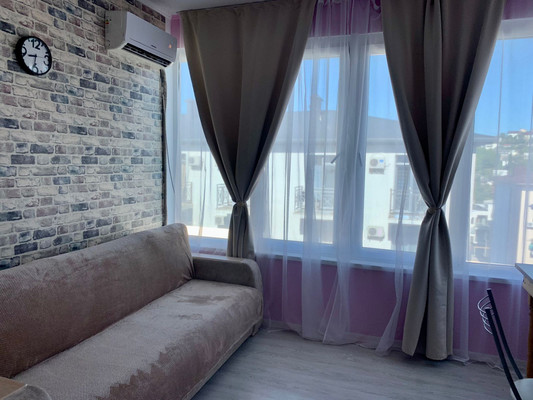 Продам однокомнатную (1-комн.) квартиру, Молодогвардейская (Хостинский р-н) ул, 2/77, Сочи г