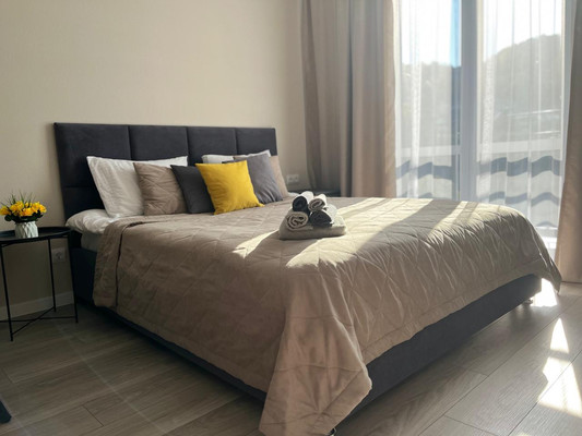 Сдам однокомнатную (1-комн.) квартиру, Искры (Адлерский р-н) ул, 88, Сочи г