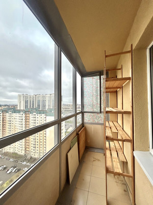 Продам трехкомнатную (3-комн.) квартиру, Яхтенная ул, 32к3, Санкт-Петербург г