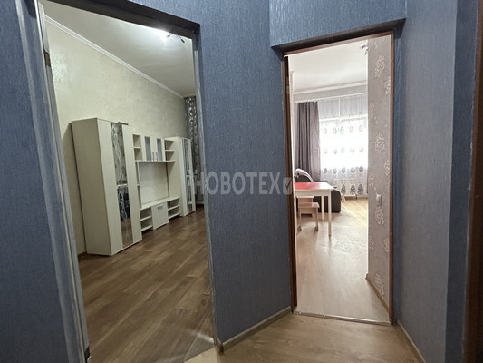 Сдам однокомнатную (1-комн.) квартиру, Рябиновая ул, 2кБ, Горячий Ключ г