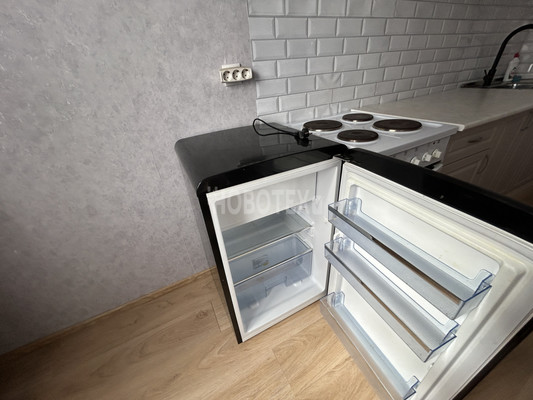 Сдам однокомнатную (1-комн.) квартиру, Рябиновая ул, 2кБ, Горячий Ключ г