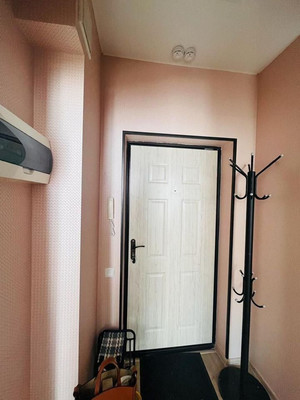 Продам однокомнатную (1-комн.) квартиру, Батурина ул, 93, Симферополь г