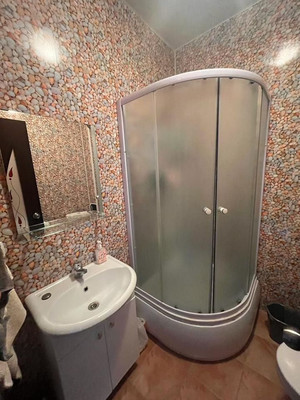 Продам однокомнатную (1-комн.) квартиру, Батурина ул, 93, Симферополь г