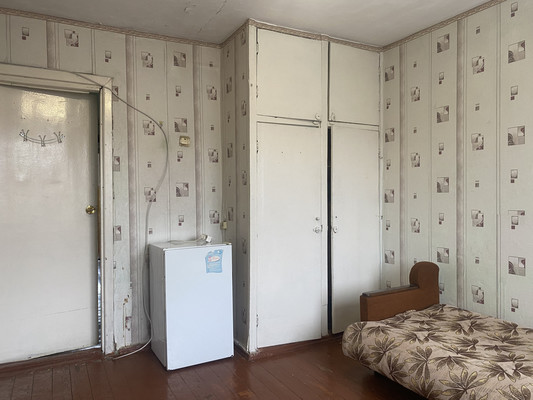 Продам комнату в 4-комн. квартире, Трилиссера ул, 52, Иркутск г