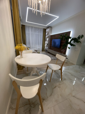 Продам двухкомнатную (2-комн.) квартиру, Молодой гвардии ул, 34, Калининград г