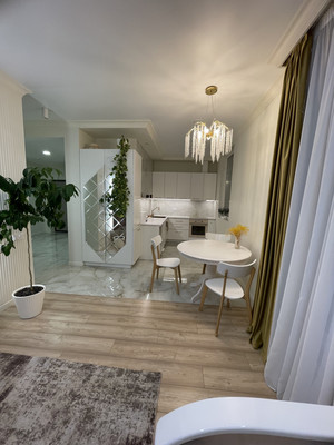 Продам двухкомнатную (2-комн.) квартиру, Молодой гвардии ул, 34, Калининград г