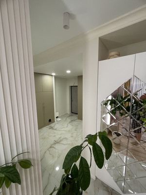 Продам двухкомнатную (2-комн.) квартиру, Молодой гвардии ул, 34, Калининград г