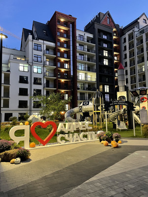 Продам двухкомнатную (2-комн.) квартиру, Молодой гвардии ул, 34, Калининград г